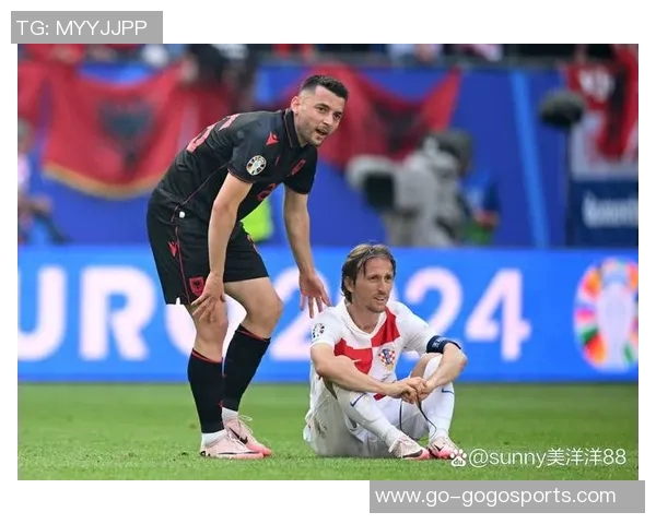 切尔西与尤文图斯激战正酣谁能在欧冠赛场上笑到最后